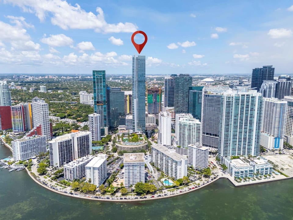 High End Miami Executive Suite House in Brickell