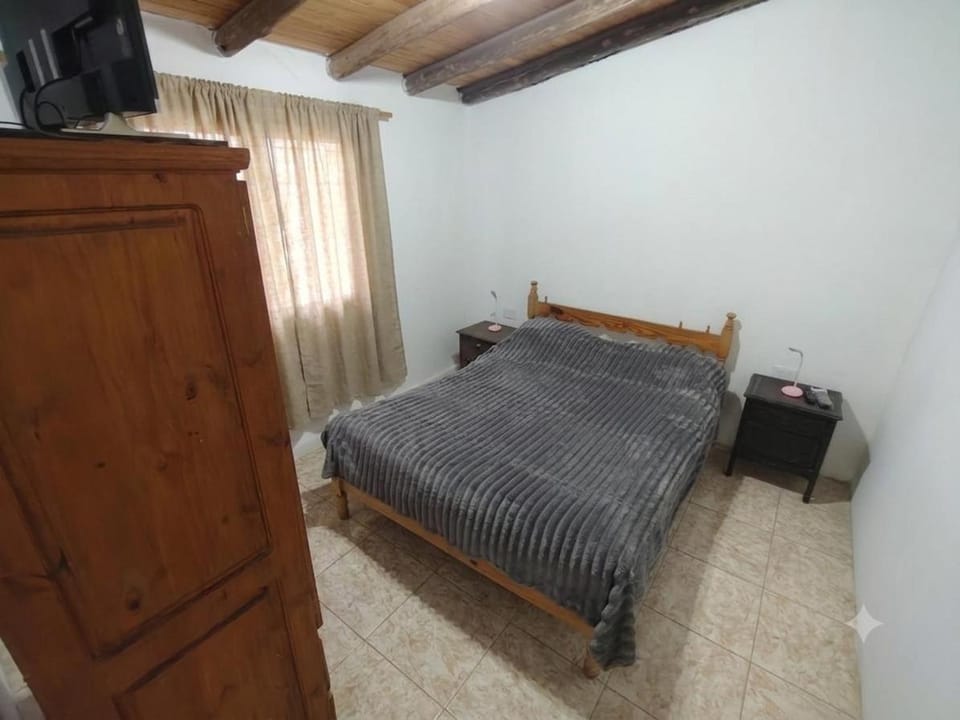 Bed, TV and multimedia, Bedroom, wardrobe