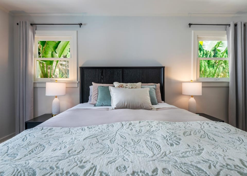 Serene Spanish Home in Prime West Hollywood Melrose Location House in West Hollywood