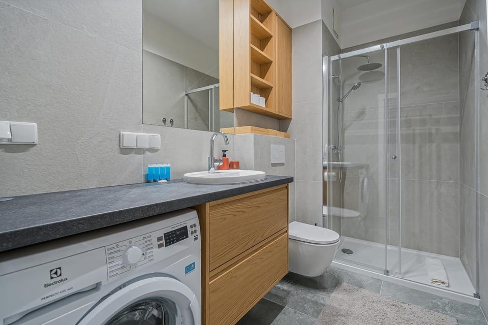Shower, Toilet, Bathroom, washing machine