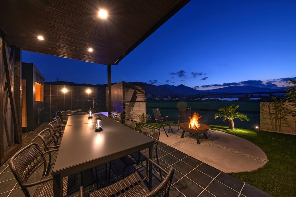 SUITE VILLA 碧 -aoi- Villa in Shiga, Japan