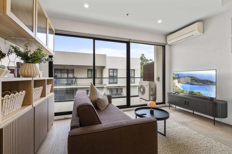 TV and multimedia, View (from property/room), Balcony/Terrace, Living room, Seating area, internet, air conditioner