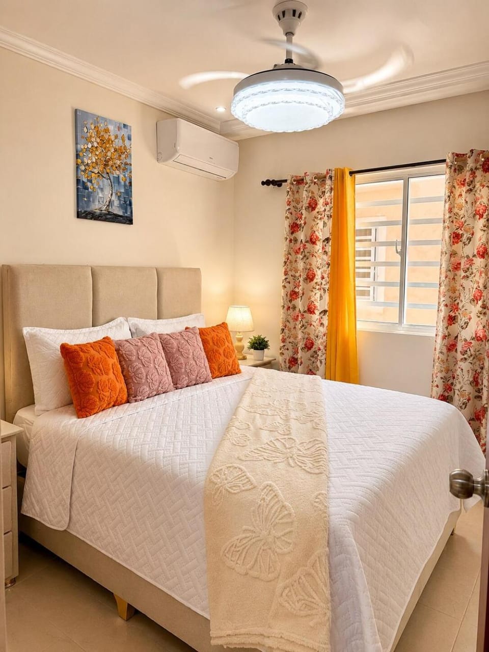 Oceanfront AC Wi-Fi Coffee Summer vacation Apartment in Santo Domingo Este