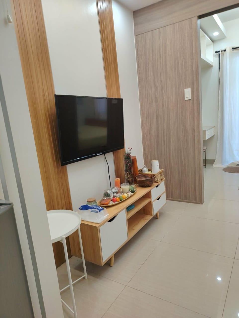 VP luxury moa staycation Hotel in Pasay