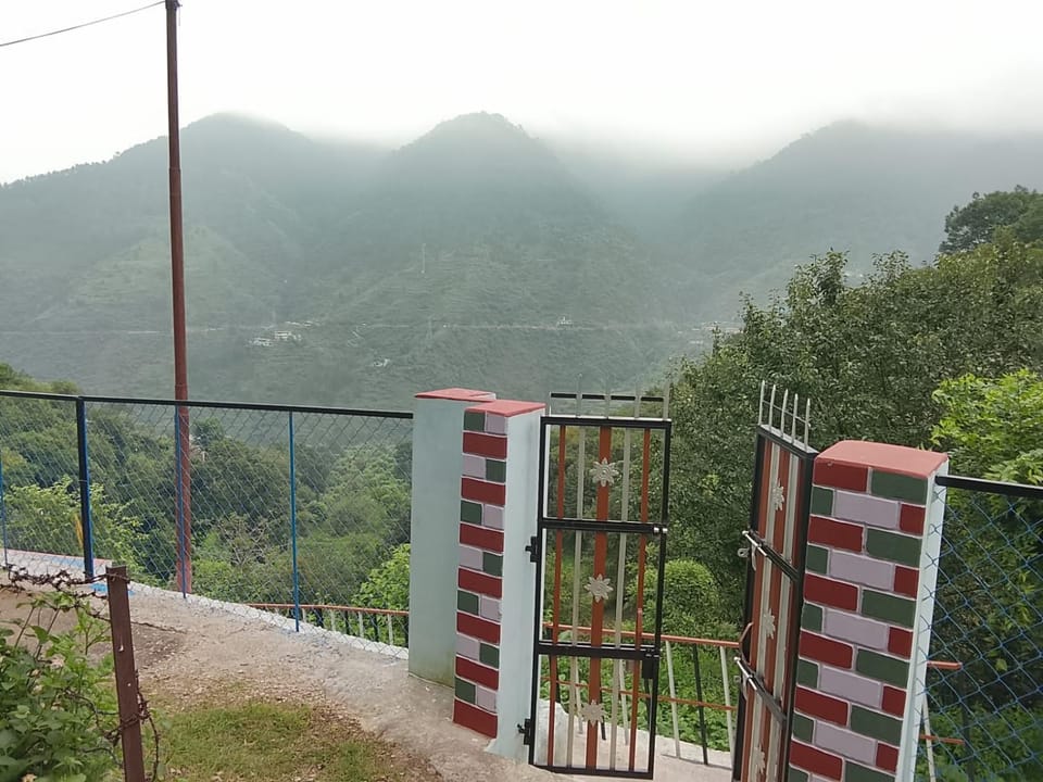 Nature Homestay in Chamba, Uttarakhand Vacation rental in Uttarakhand