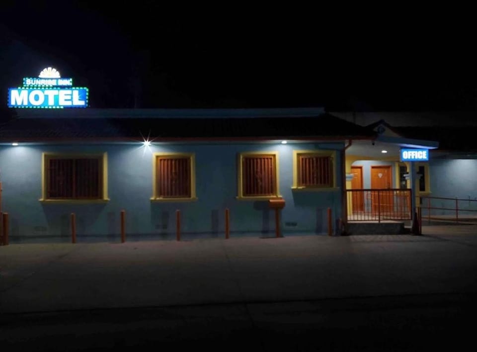 Sunrise Inn Motel in South Gate