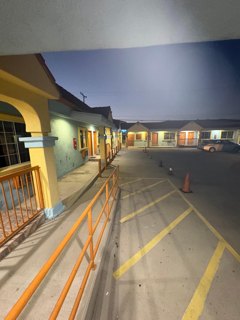 Sunrise Inn Motel in South Gate