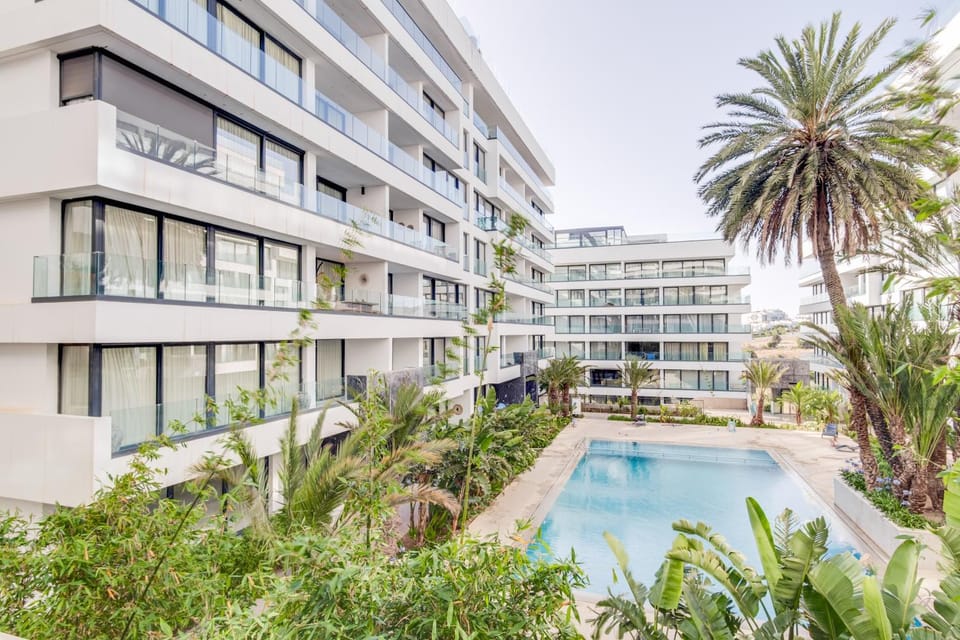 Ocean View 2 bedroom, Pool, Free parking and 5 min from the beach Apartment in Tangier