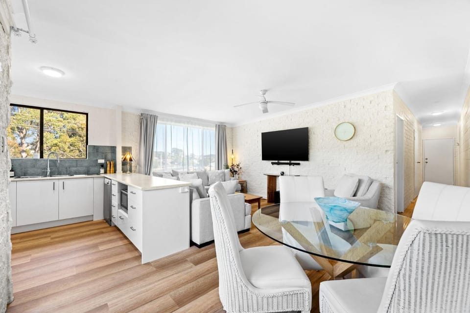 Apollo Unit 6 - 1st Floor - A Block Apartment in Narooma