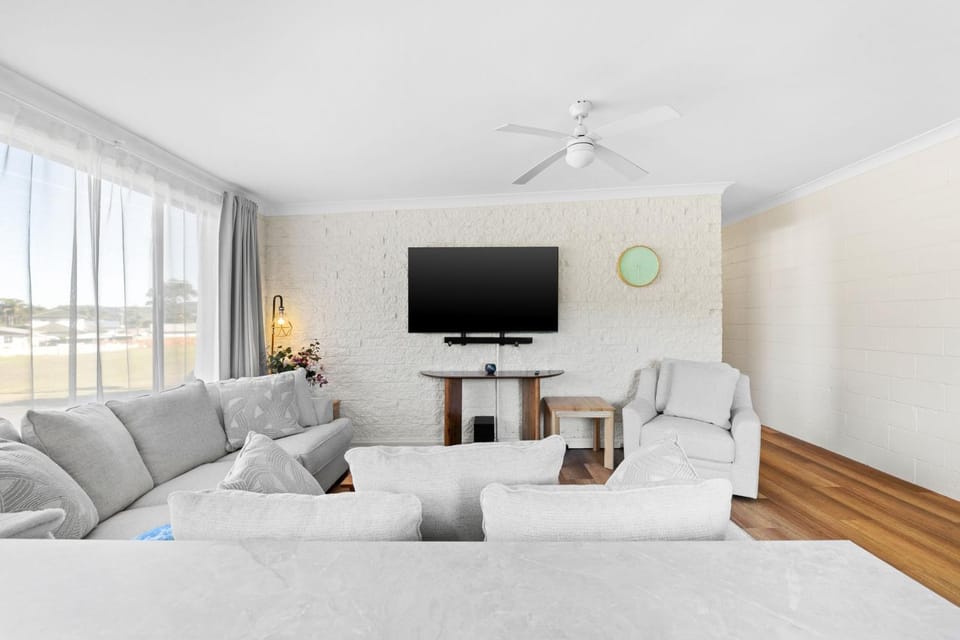 Apollo Unit 6 - 1st Floor - A Block Apartment in Narooma