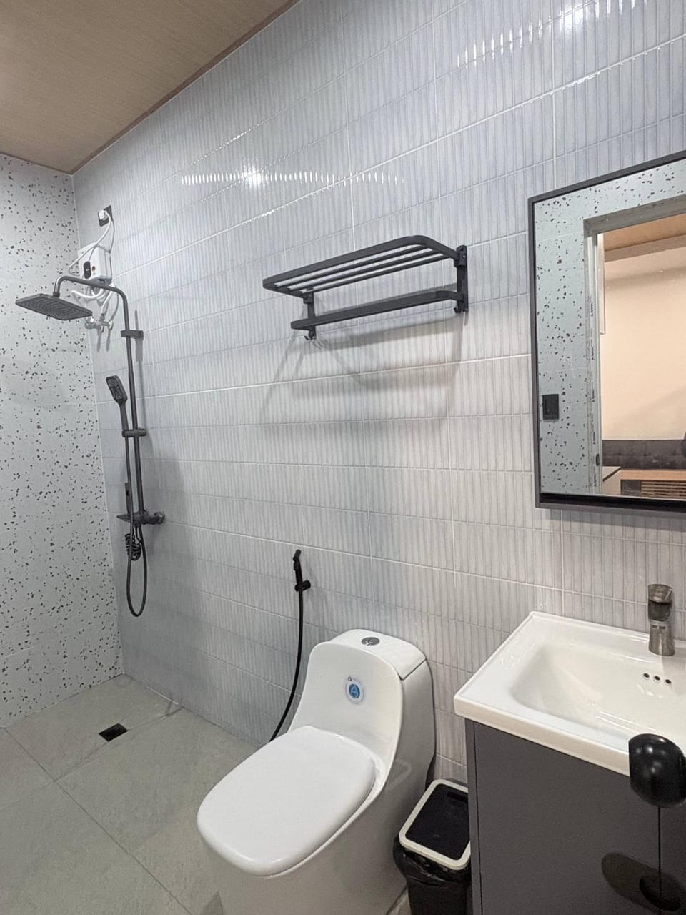 Shower, Toilet, Bathroom