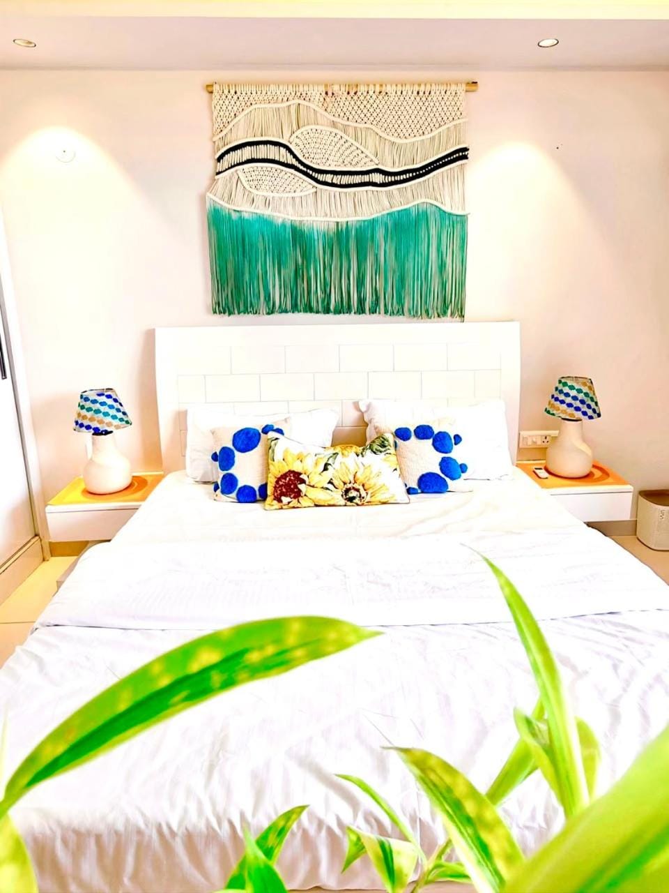 Azure by Rüya Living-Boutique 1BHK-Golf Course Apartment in Gurugram