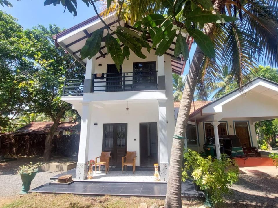 Property building, Garden, Garden view