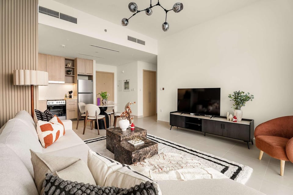 Silkhaus Vacation Homes Premium 2BR in Golf Grand Dubai Hills Apartment in Dubai