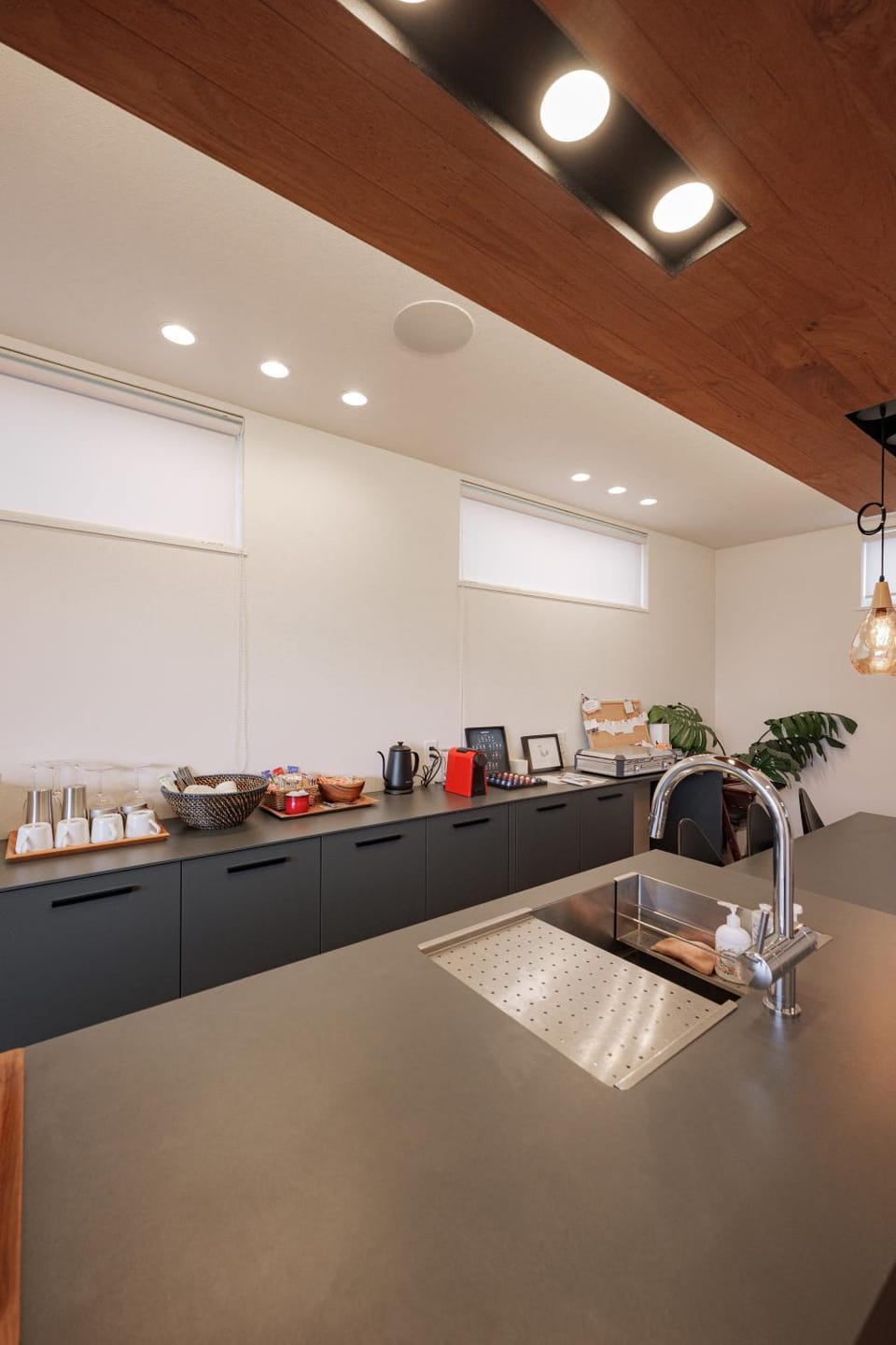 Kitchen or kitchenette