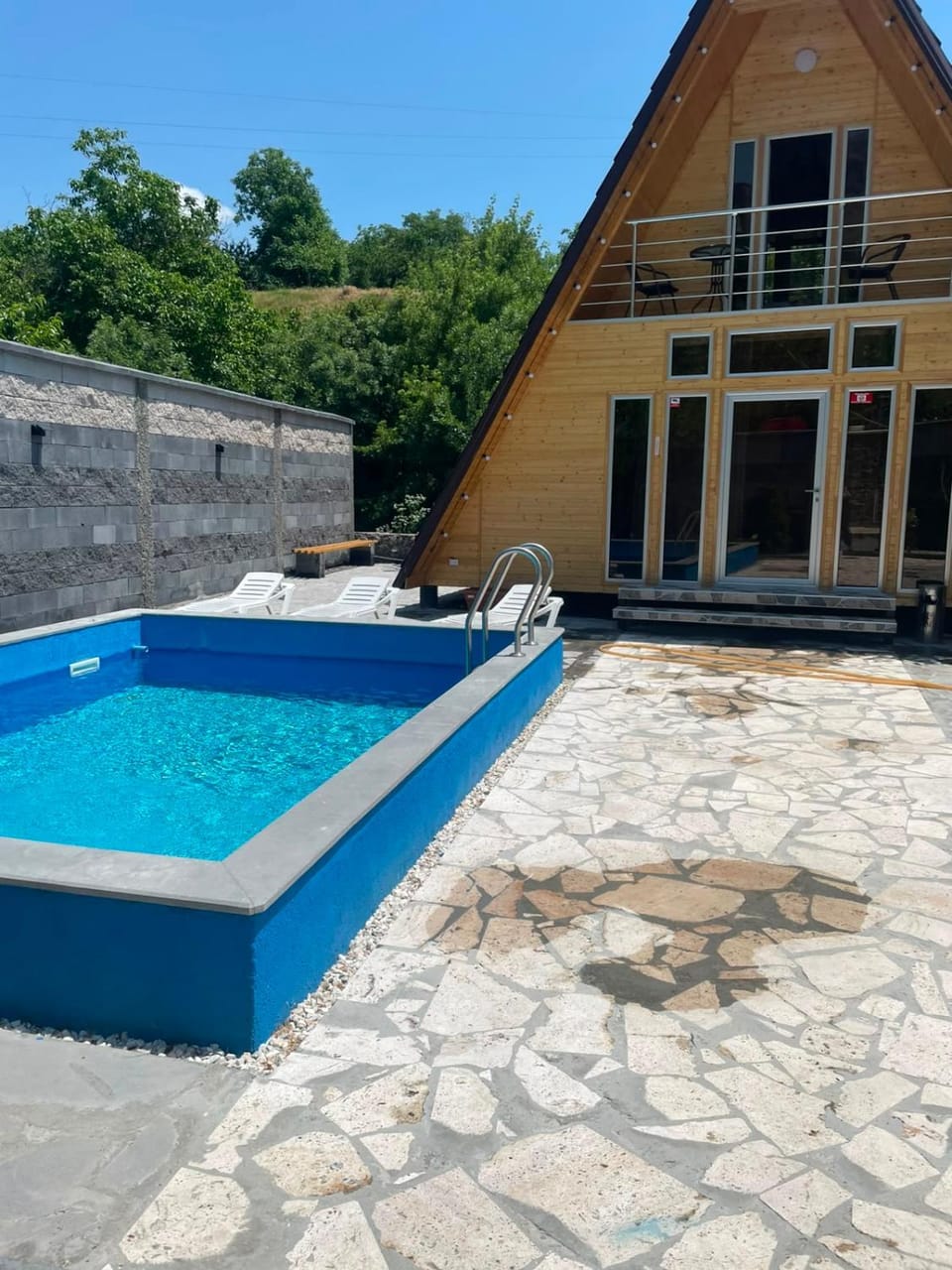 Pool view, Swimming pool, sunbed