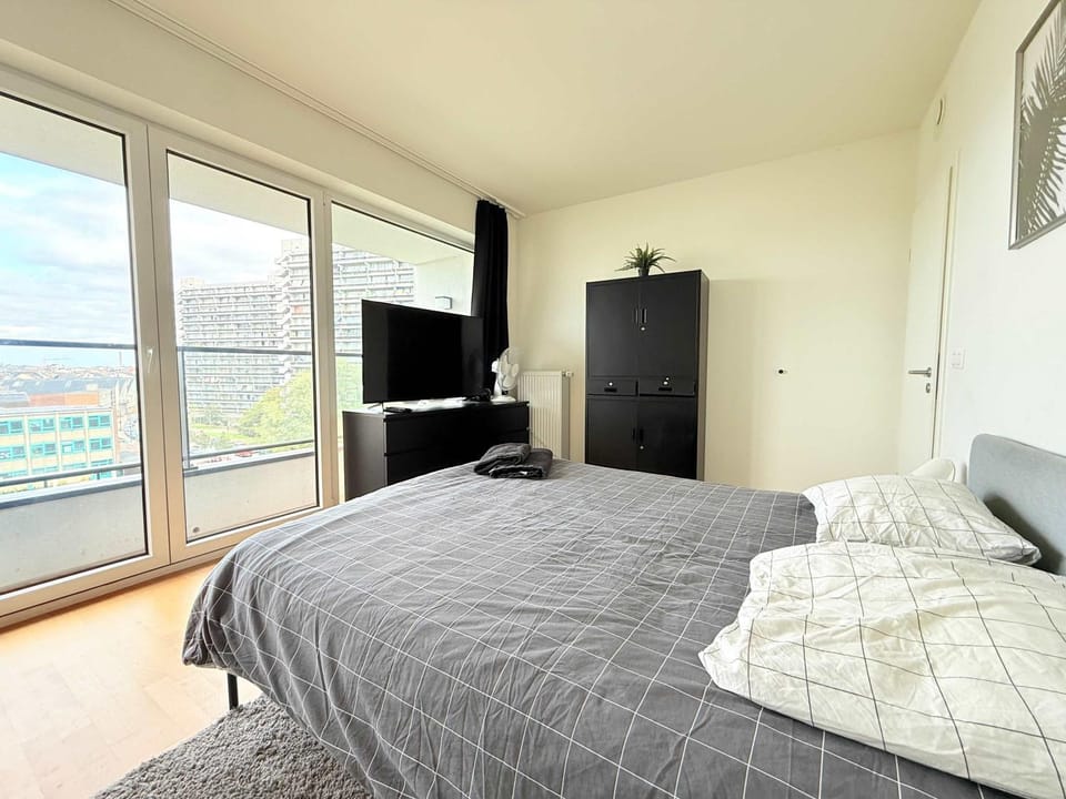 Lovely and cosy Elegant Apartment Near Atomium, Ideal for Families Apartment in Brussels