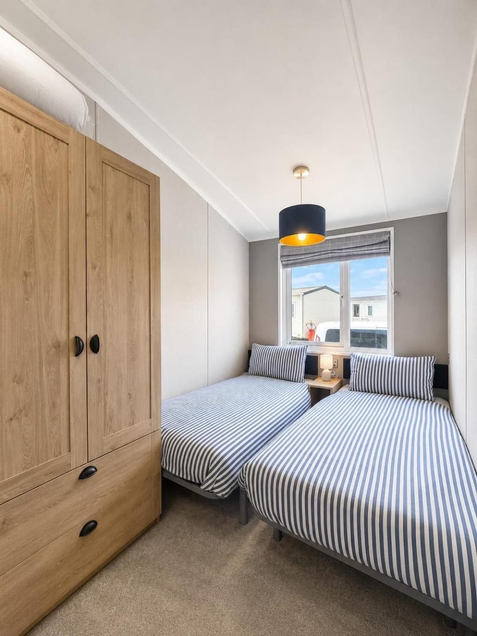 The Grand Lodge in Parkdean Resort, Camber Sands, Sleeps 8, Pet friendly, Fast WiFi House in Camber