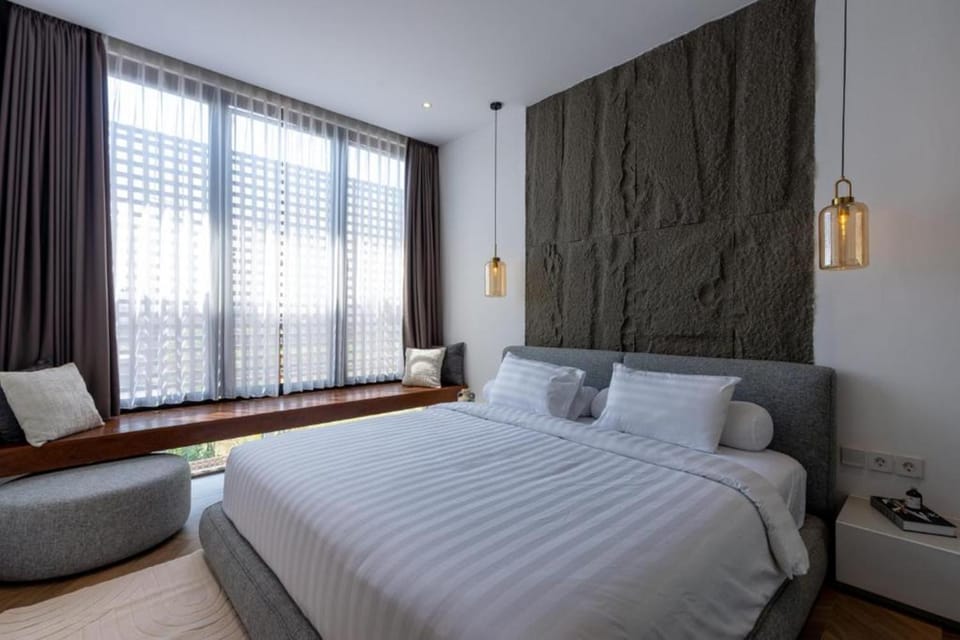 Modern Bali Villa with Private Pool Walk to Beach Apartment in Mengwi