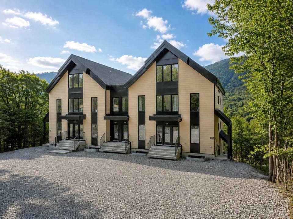 Nature & Mountain - Altisud Chalet in Quebec