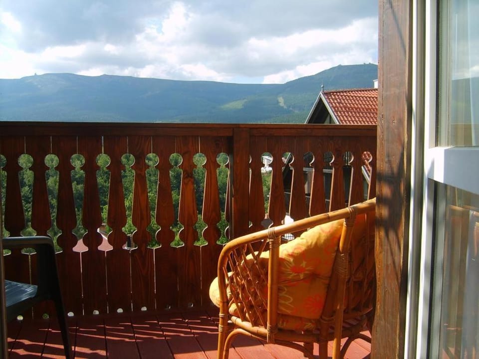 View (from property/room), Balcony/Terrace