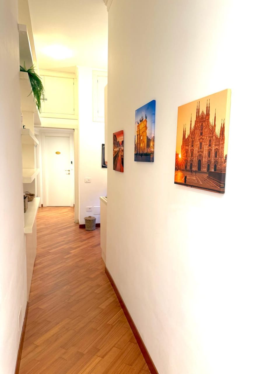 7 CENTRALE Rooms & Suite Bed and Breakfast in Milan