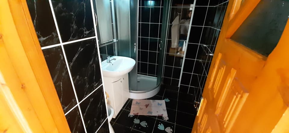 Bathroom, Beach