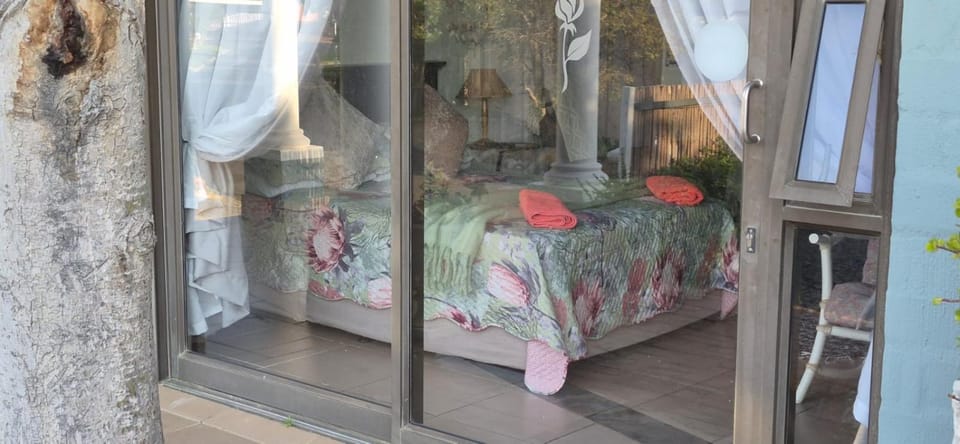 Peacock Cove Self Catering Studio Inn in Cape Town