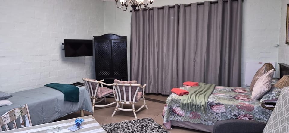 Peacock Cove Self Catering Studio Inn in Cape Town