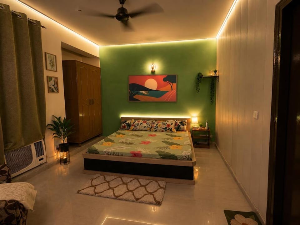 Cosy Photogenic 1BHK Flat near By Taj Mahal Apartment in Agra