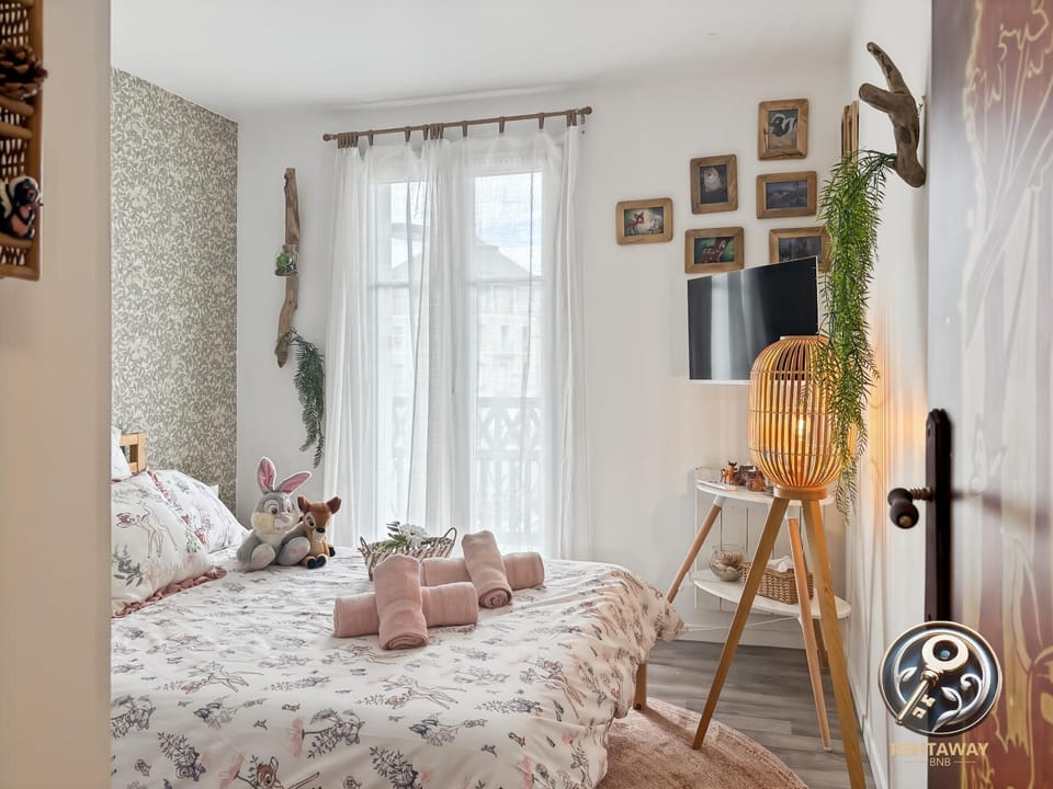 Enchanted Kingdom Disneyland Paris - Rentaway BnB Apartment in Bailly-Romainvilliers