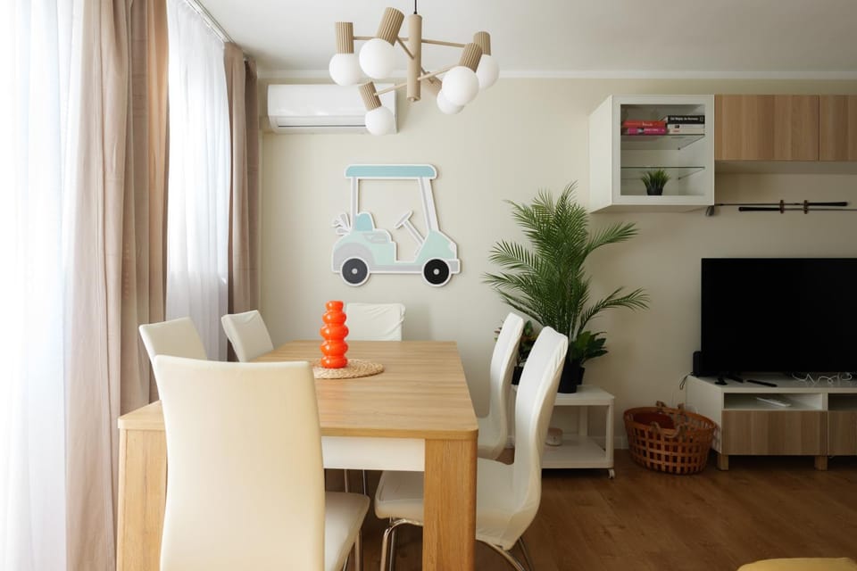 Golf Family Lux Apartament City Center Plac Nowy Targ 18 Apartment in Wroclaw