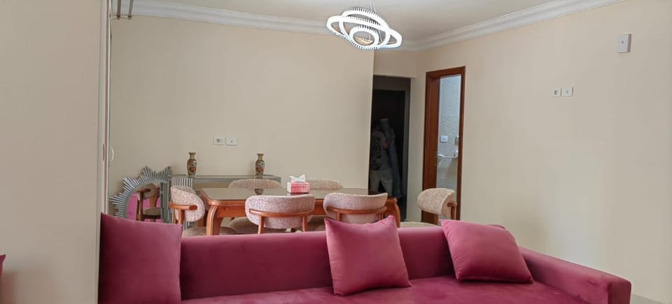 Apartment with garden view شقة 170م كومباوند الواحة ڤيو Apartment in New Cairo City