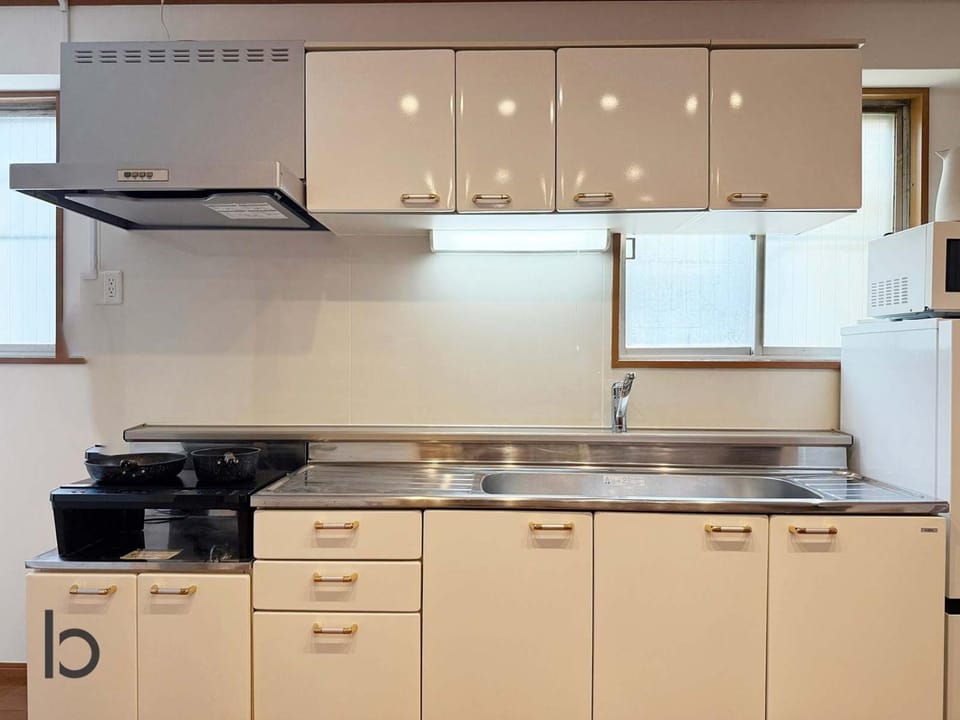 Tokaichi BLD by b hotel - Cozy 2BR Apartment Short Walk to Peace Park Apartment in Hiroshima