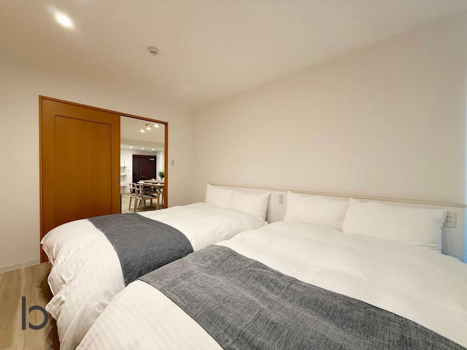 Tokaichi BLD by b hotel - 2BR Apt with Kitchen near Peace Park Walk to Tram Apartment in Hiroshima