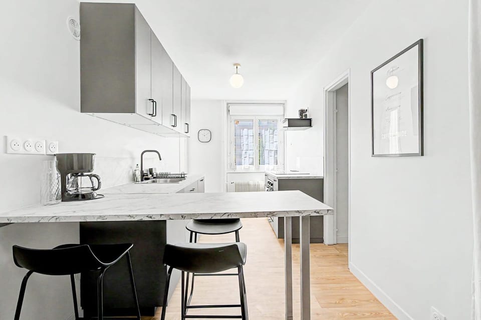 Champs Fleury A comfortable flat in a quiet neighbourhood Apartment in Haute-Savoie