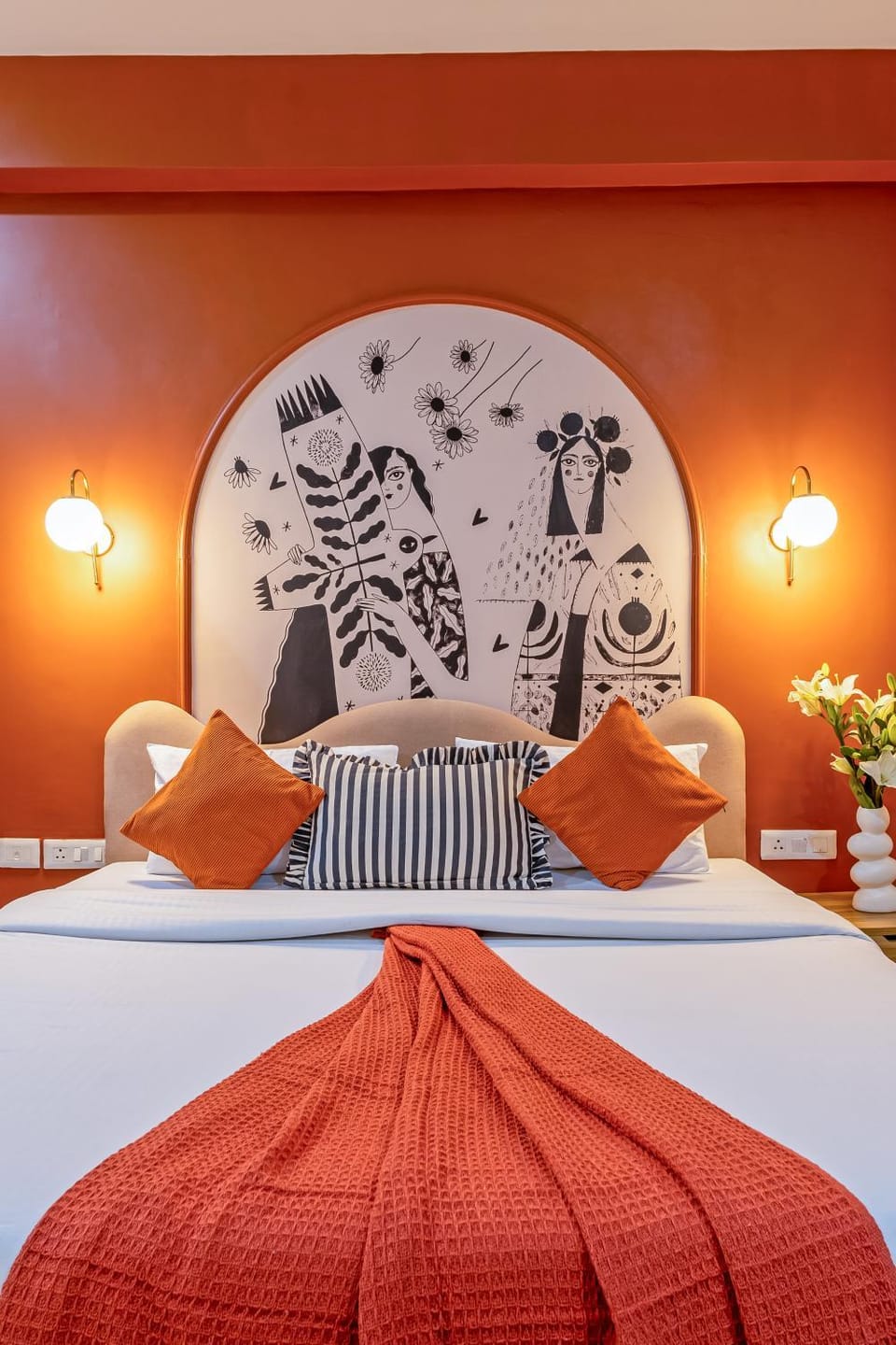 Bed, Photo of the whole room, Decorative detail, Bedroom
