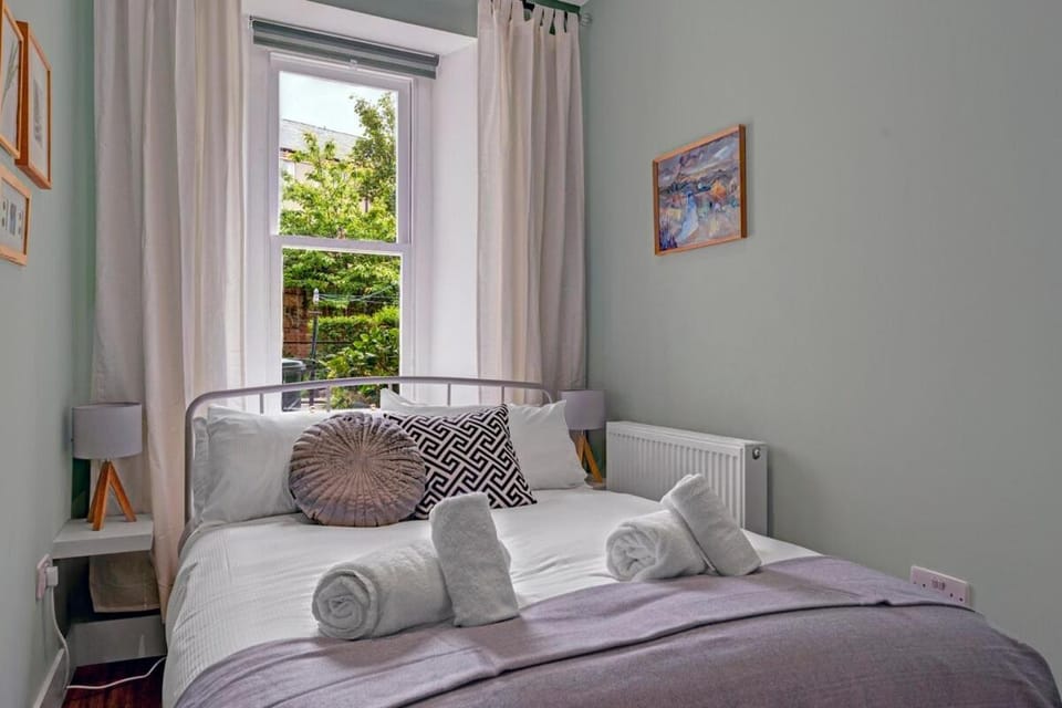 Stylish 2-Bed Villa Central Edinburgh Apartment in Edinburgh
