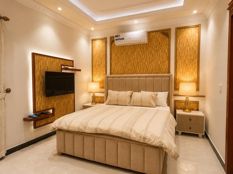 Spacious & Stylish 4-Bedroom Home in Prime DHA Phase 6 Villa in Lahore