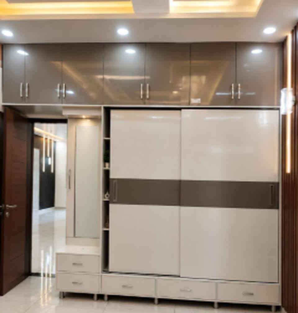wardrobe