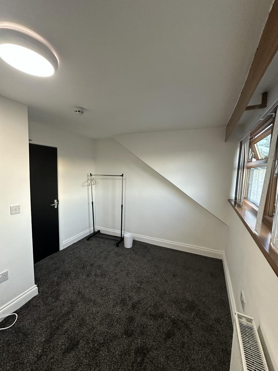 Plus Properties Leeds 4 Bed and Breakfast in Bradford