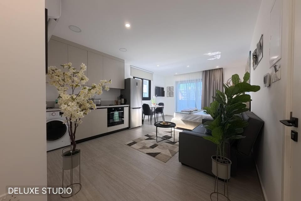 TV and multimedia, Kitchen or kitchenette, oven