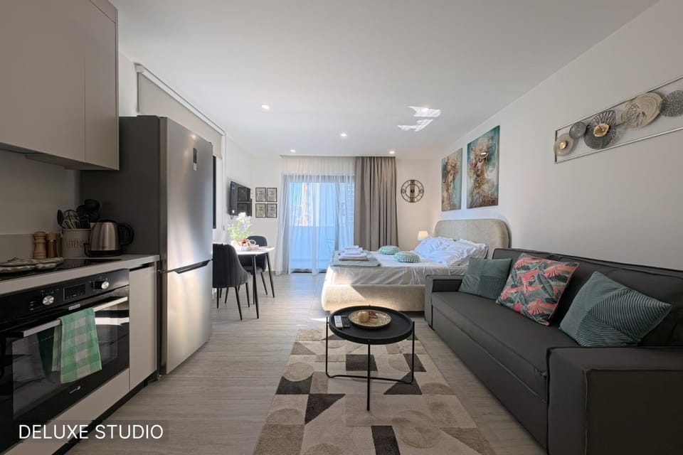 Kitchen or kitchenette, Living room, Seating area, oven, stove