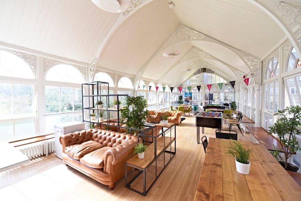Seating area