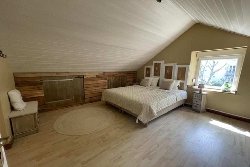 Grand Gîte familial de 300 m2 avec piscine privée House in Jura