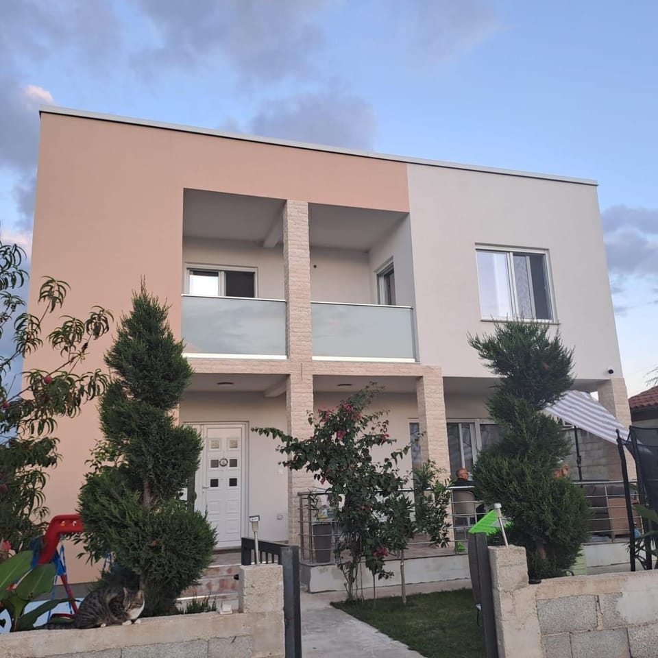 Villa Nasira Bed and Breakfast in Ulcinj Municipality