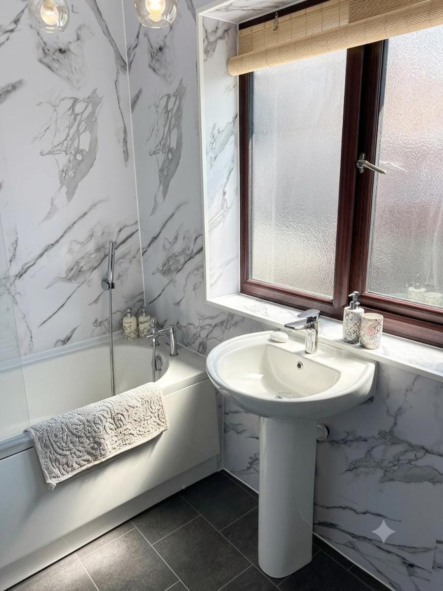 Bathroom, Bath