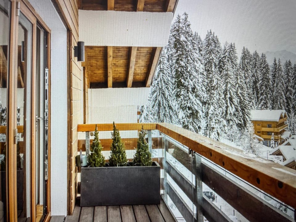 Crystal Lodge St Moritz Chalet in Saint Moritz