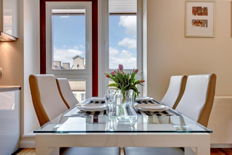 MW APARTAMENTY - OLD TOWN 2 Rooms GARDEN Apartment in Gdansk