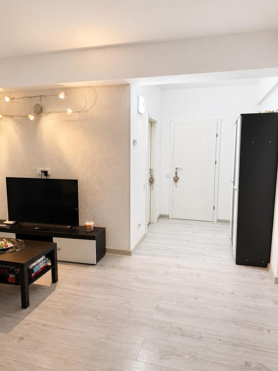 Communal lounge/ TV room, TV and multimedia, Evening entertainment, wardrobe